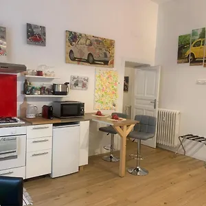 Apartment La 