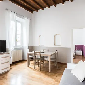 Apartment A World Aparts - 105 Pellegrino, Rome